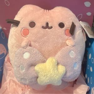 PUSHEEN Medium Bow Claire's EXCLUSIVE (BRAND NEW, W/ Tags). Perfect!